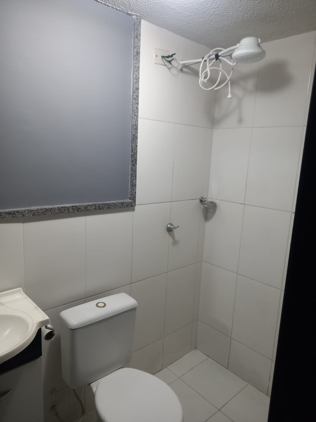 Apartamento 2 dormitórios em Jardim Guapituba, Mauá