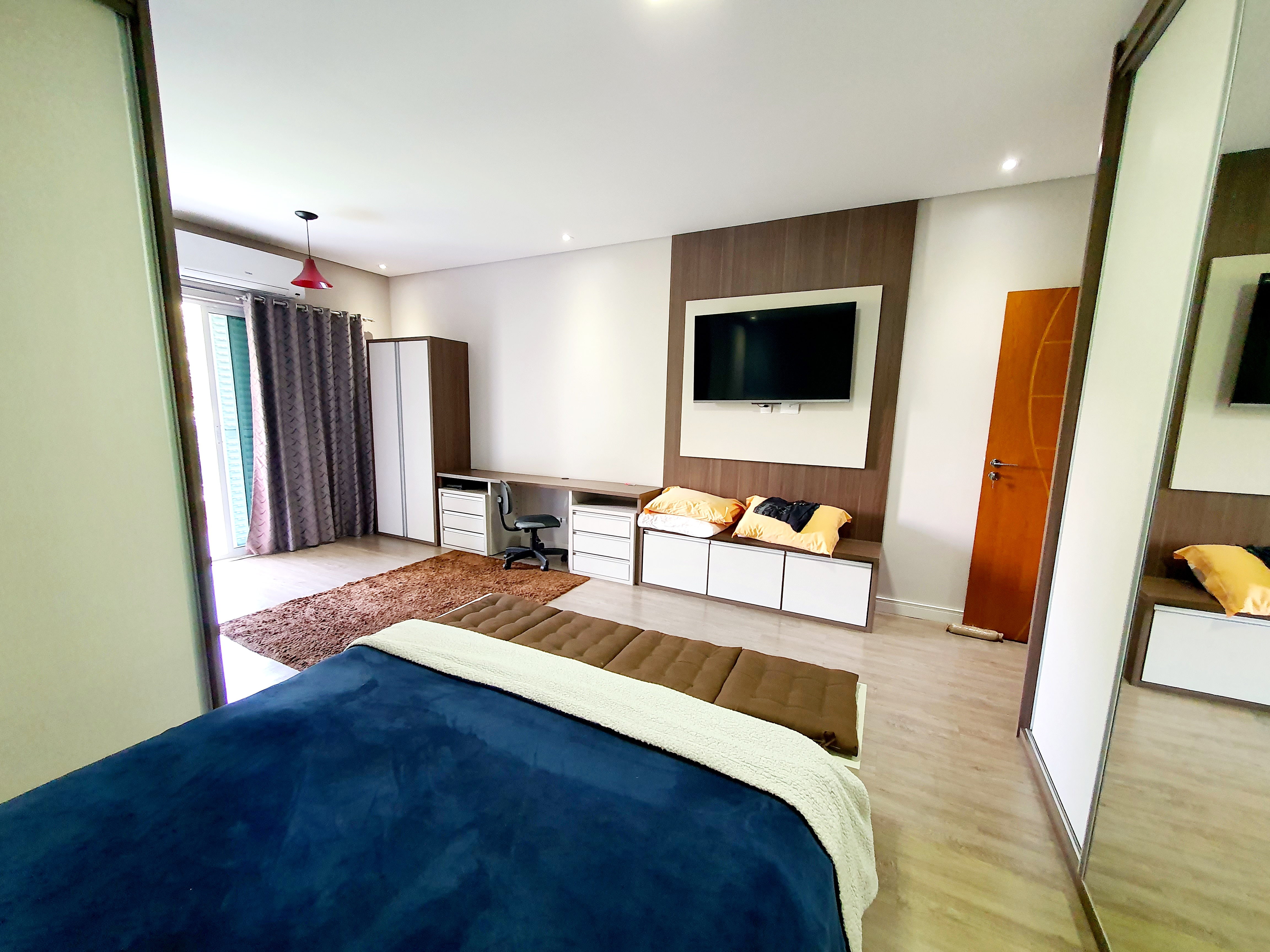 Casa 3 dormitórios em Jd. Guapituba, Mauá
