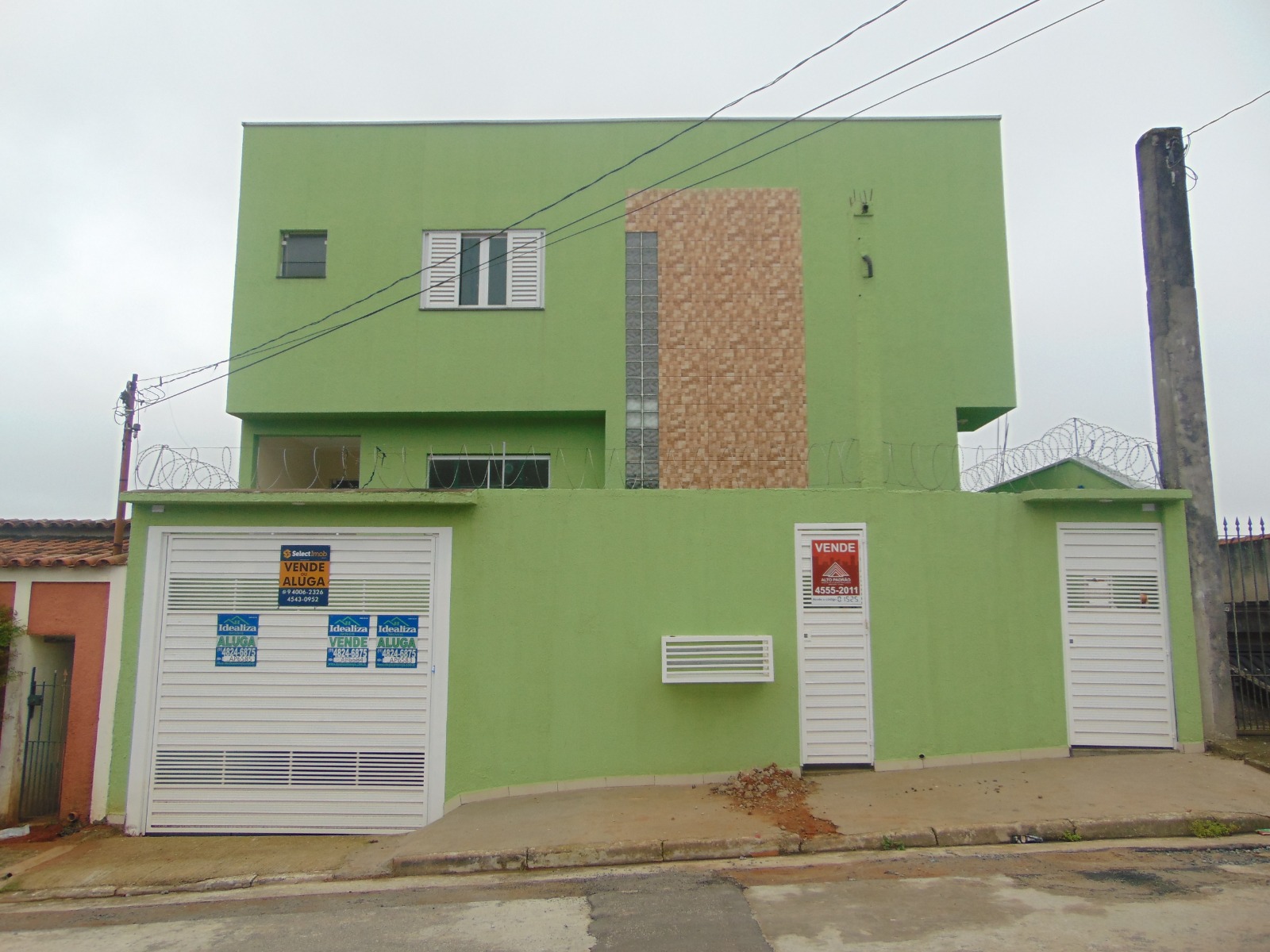Casa 2 dormitórios em Santa Lídia, Mauá