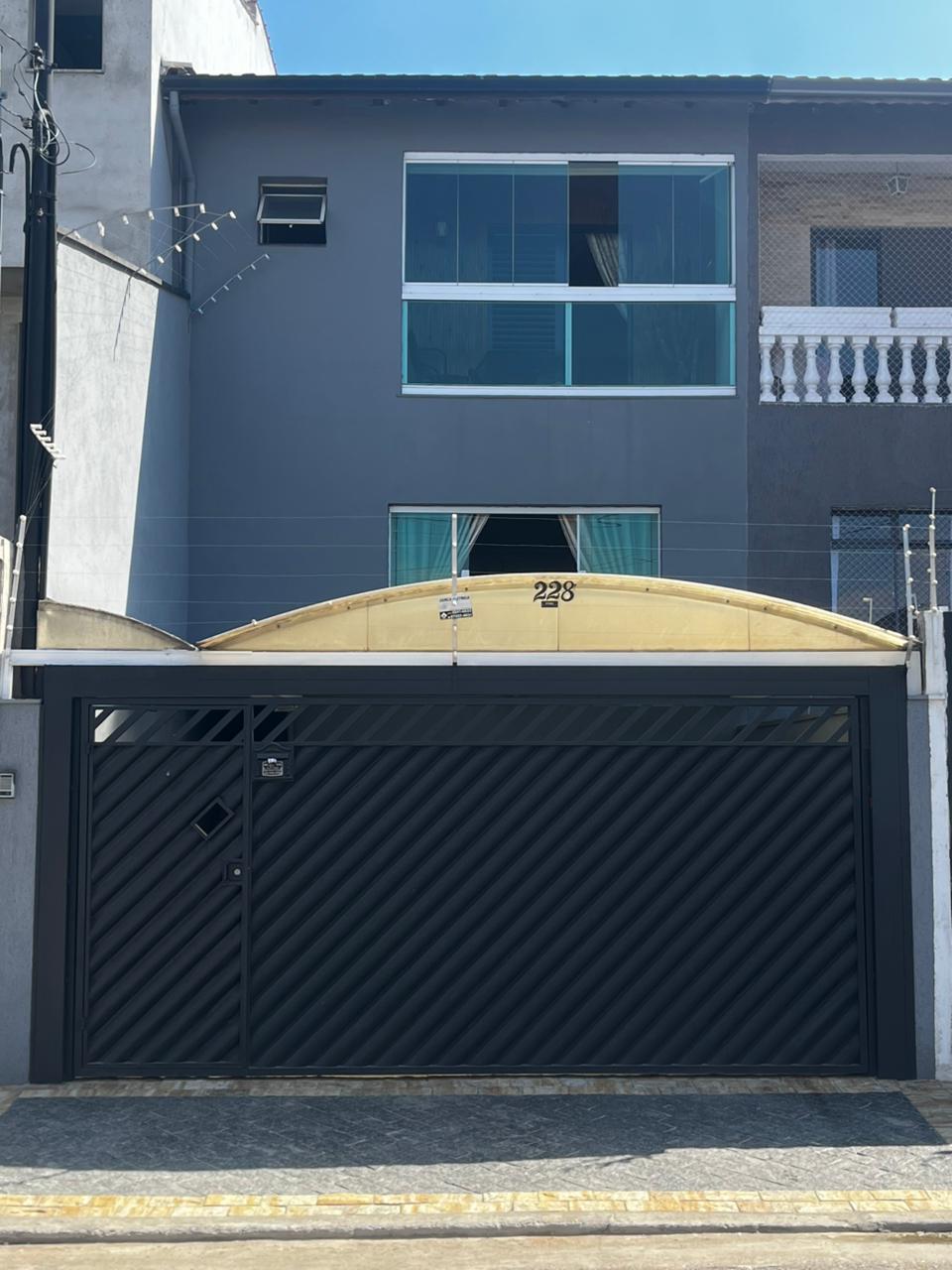 Casa 3 dormitórios em Olímpico, São Caetano do Sul